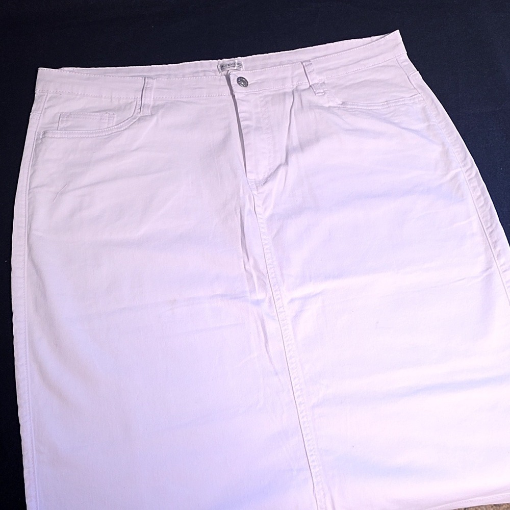 Jade Mackenzie Denim Skirt Womens 20 White Midi Straight Stretch 5-Pocket